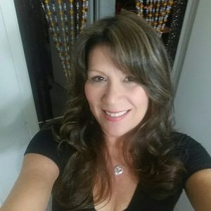 Meet your Posher, Janine